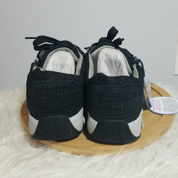 NWT THERAFIT Francesca Walking Shoe in black - Picture 6 of 9